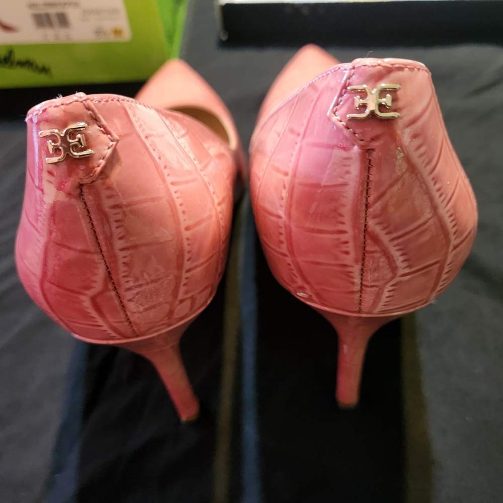 Sam Edelman Croc-Embossed Point Pump- Raspberry, Size 8.5 - Picture 7 of 13